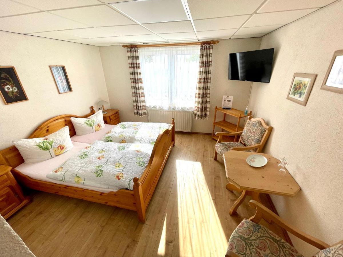 Hotel Charlott Eisenbach  Bagian luar foto