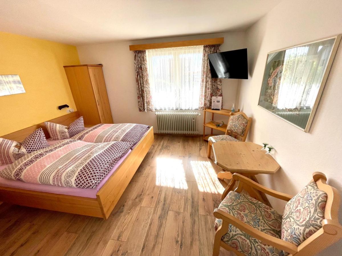 Hotel Charlott Eisenbach  Bagian luar foto