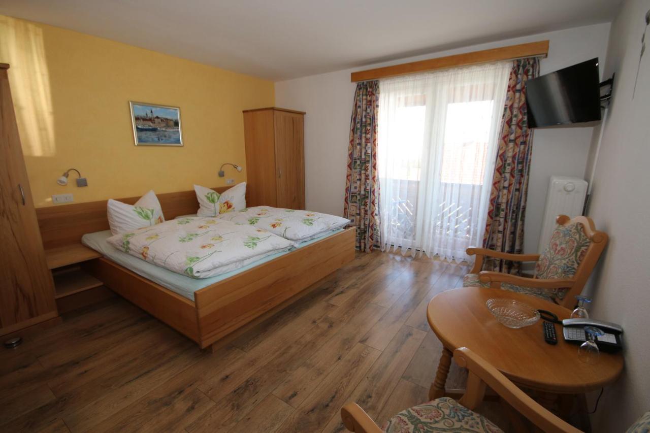 Hotel Charlott Eisenbach  Bagian luar foto
